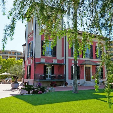 Villa Pallotta Luxury B&B Cerignola Eksteriør bilde