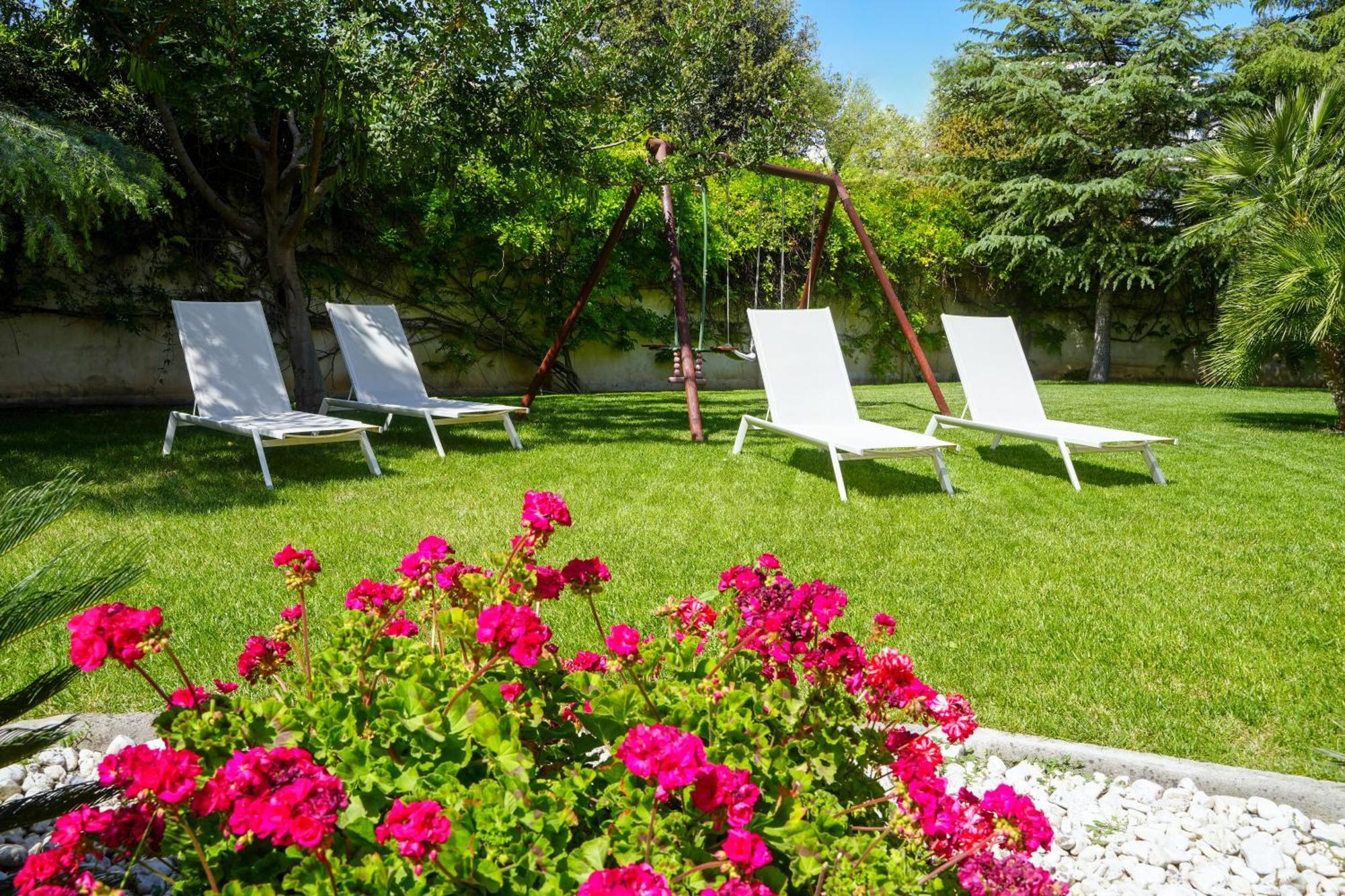 Villa Pallotta Luxury B&B Cerignola Eksteriør bilde