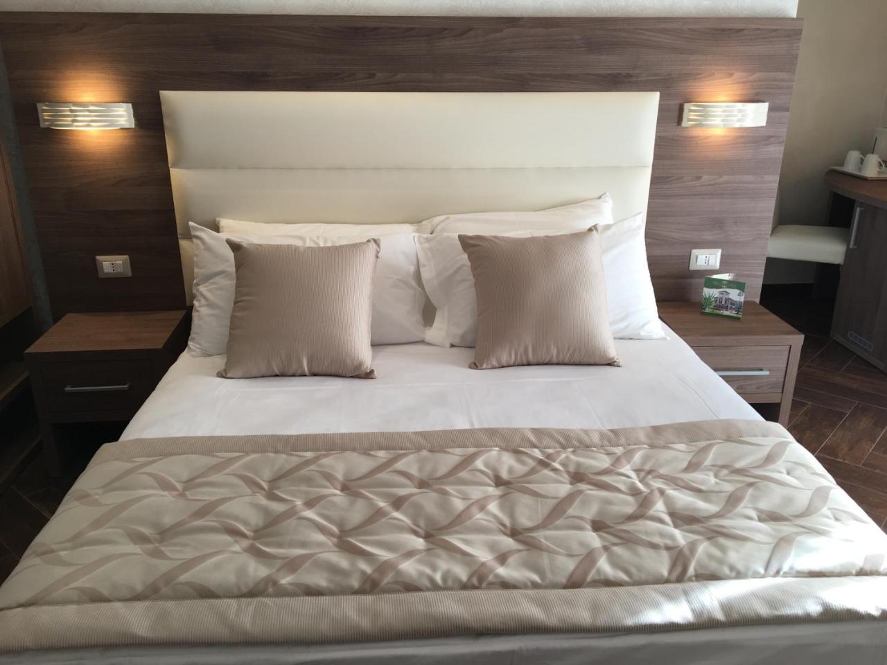 Villa Pallotta Luxury B&B Cerignola Eksteriør bilde